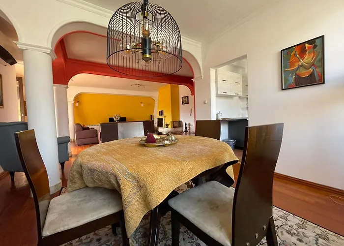 Central Exclusive Apartment/Penthouse