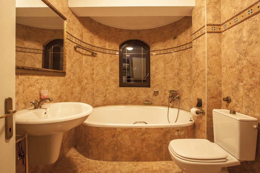 Exclusive Apartment/penthouse Apartment